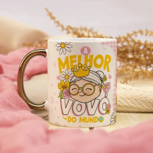 Caneca A Melhor Vovó do Mundo com flores