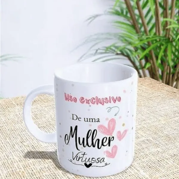 Caneca feminina com frase Mulher Virtuosa